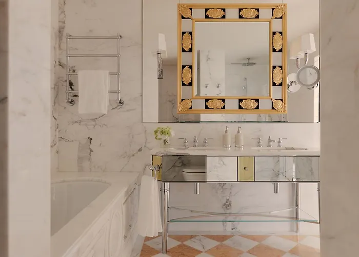 Best Venice Hotels For Families With Kids