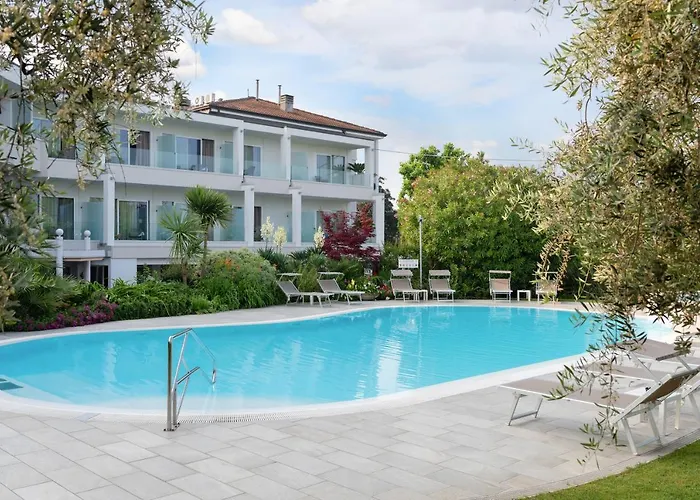 Lazise Hotels