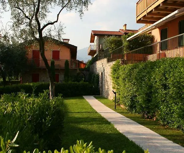 Aparthotel Residenza Cristina Brenzone sul Garda